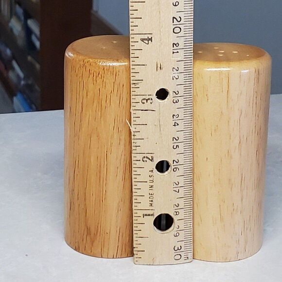 Vintage Light Oak Solid Wood Salt & Pepper Shaker Set Smooth Natural Finish 3.5" - Picture 6 of 6